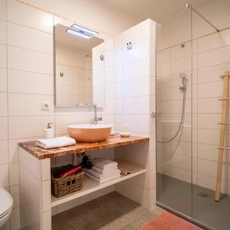 LOIDLs GUESTHOUSE Traunkirchen Exterior foto