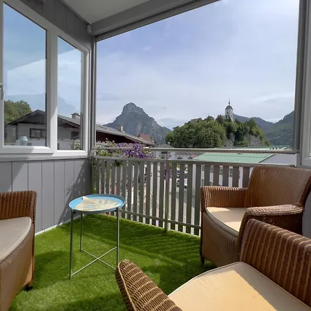 LOIDLs GUESTHOUSE Traunkirchen Exterior foto